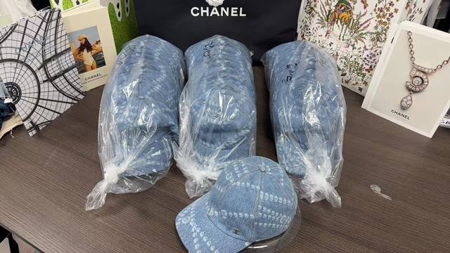 Ch-J, hat in stock, silk lining, original version,