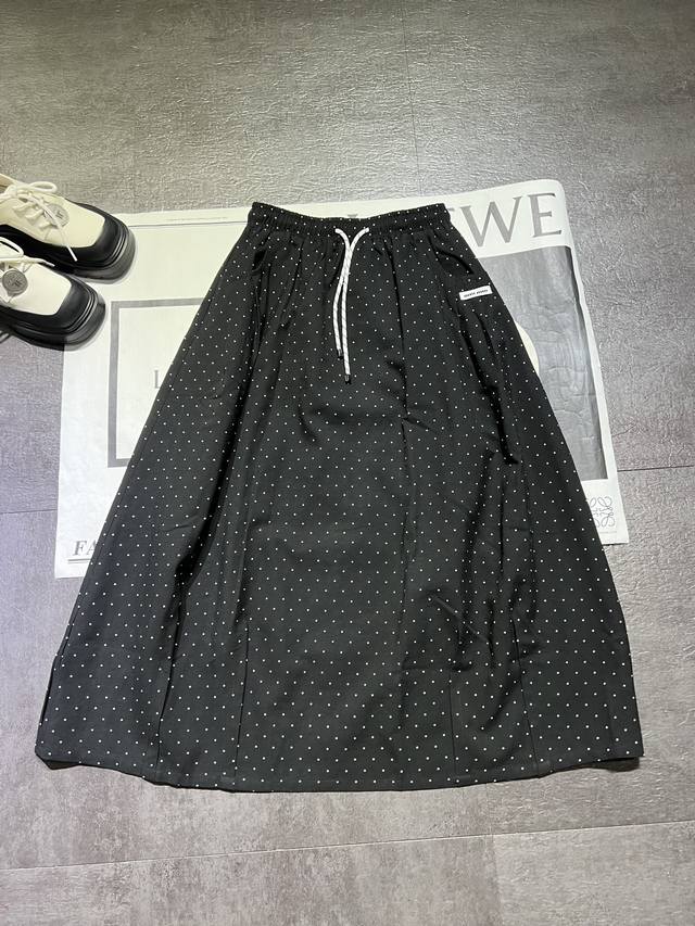 Miumi* Starry Skirt is out, all-purpose, super invincible to cover the flesh, sp