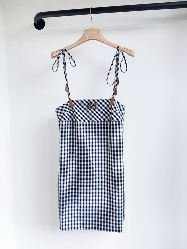 Miumi*25 new custom contrast color fine plaid logo three-dimensional letter slee