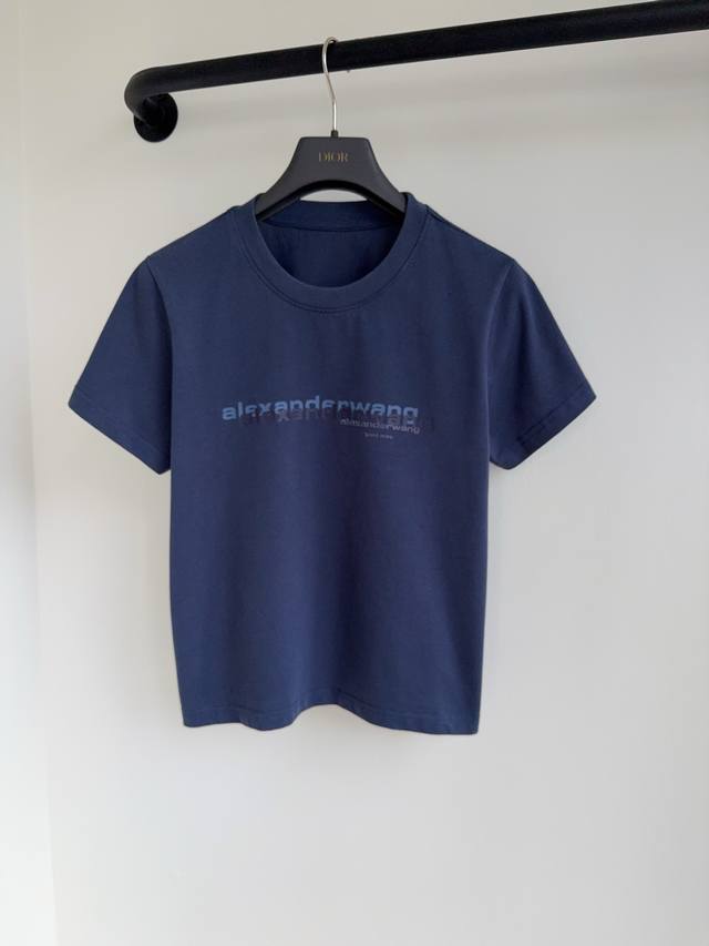 Aw25 series new handwritten letter logo pattern round neck short T-shirt shipmen