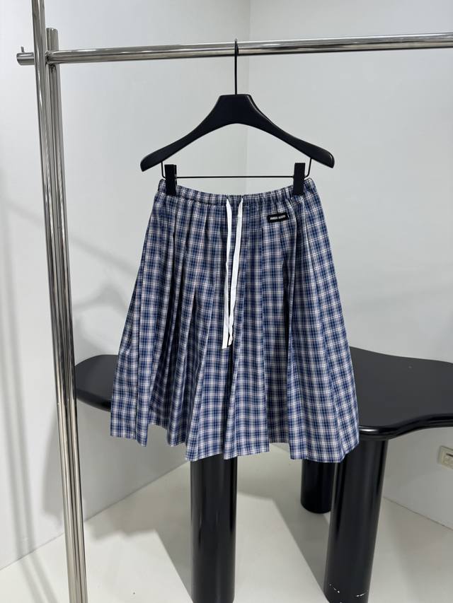 New checkered skirt Customized yarn-dyed checkered fabric Embroidered logo with