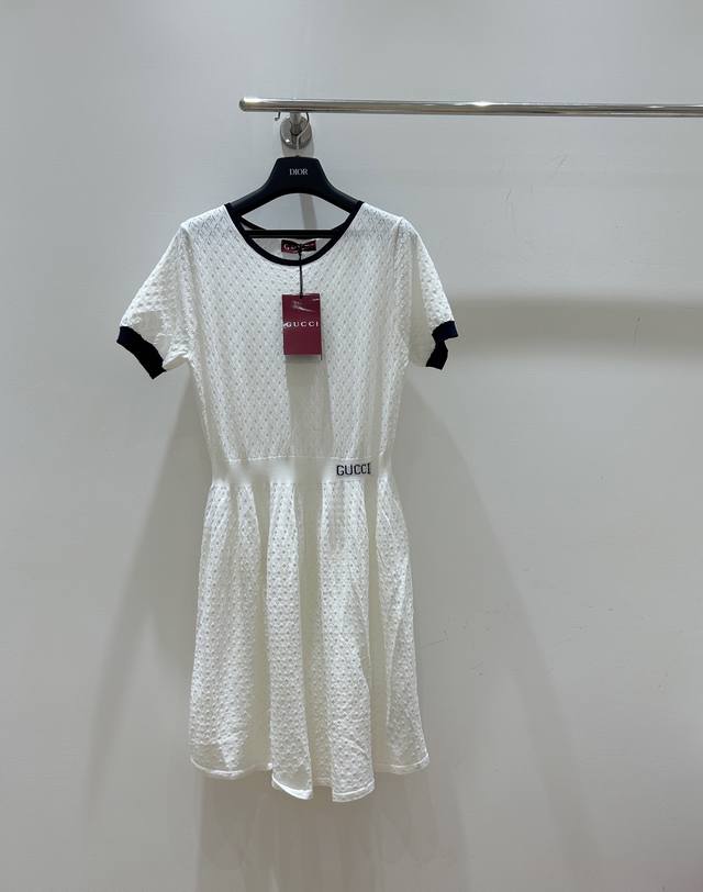 New summer style Gucci eyelet design, white round neck short-sleeved dress, refr