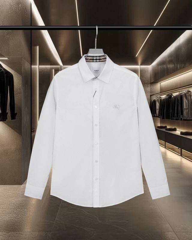 Bur Burberry's hot-selling poplin style with a warhorse embroidered logo on the