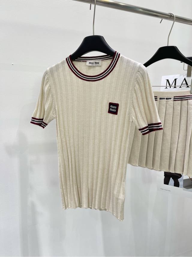 M apricot red edge round neck knitted short sleeves , fabric: Tencel wool Color: