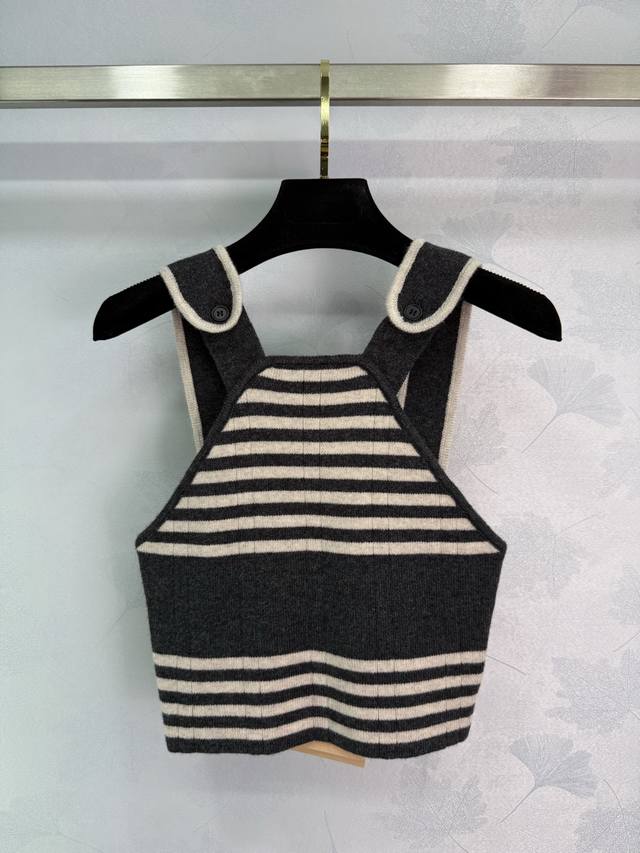 Miu*25 new spring and summer black and white striped knitted camisole top, with