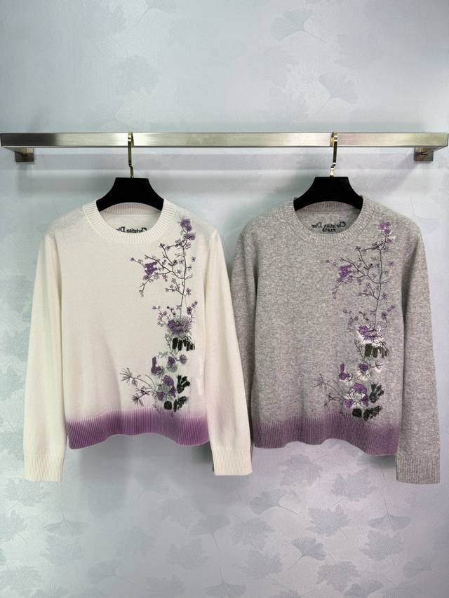 Dio*2025 Early Autumn latest series! Floral embroidered sweater with purple grad