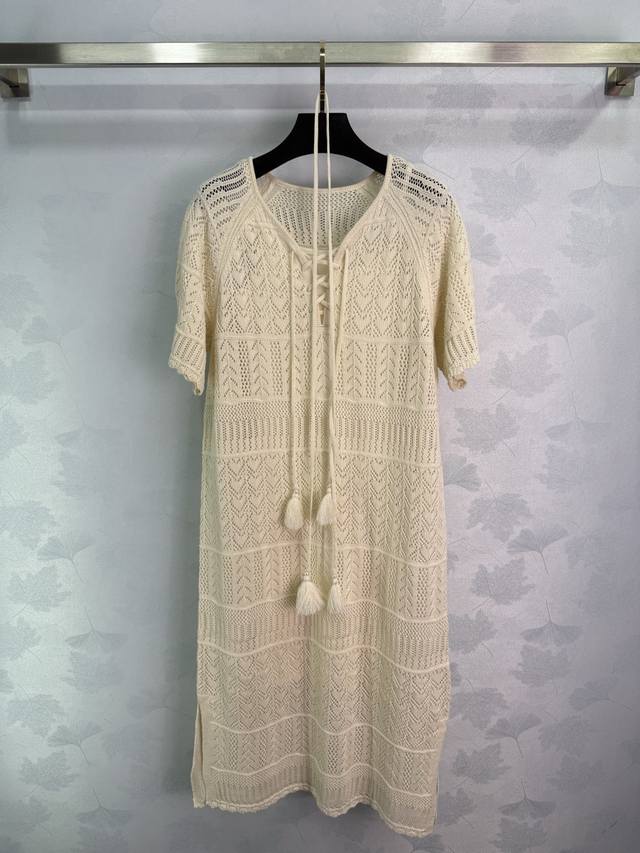 Small niche * 25 new vanilla color hollow knitted dress, exquisite crochet weavi