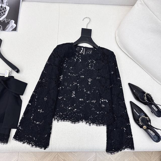 Elegant temperament Slp30Ss Retro lace top + splicing lace skirt pants, a whole