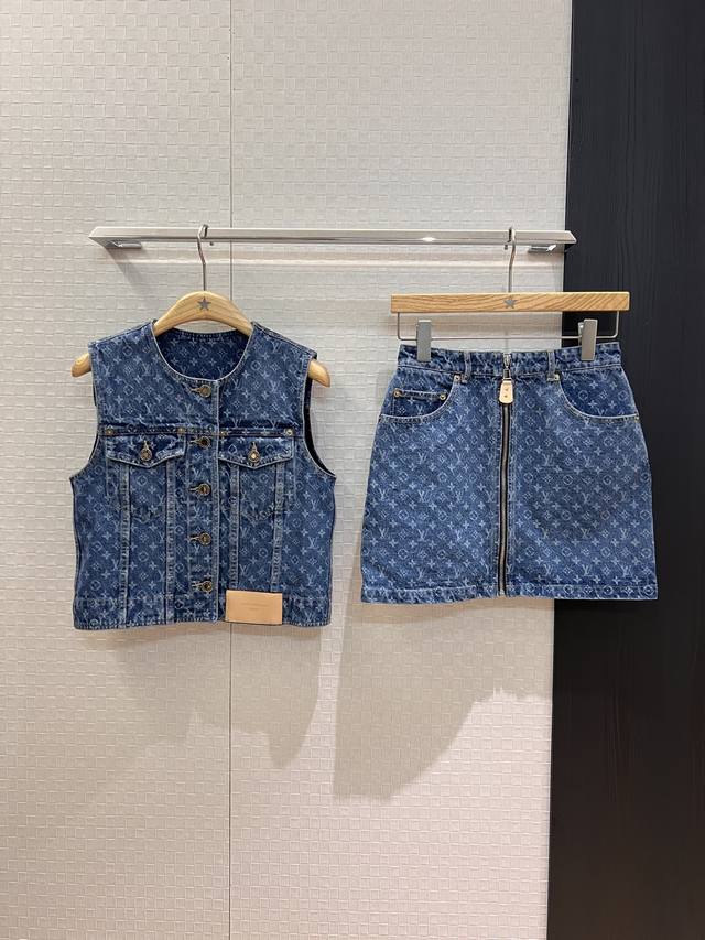 P270 New Recommendation Classic Old Flower Round Neck Denim Vest Front Zipper De