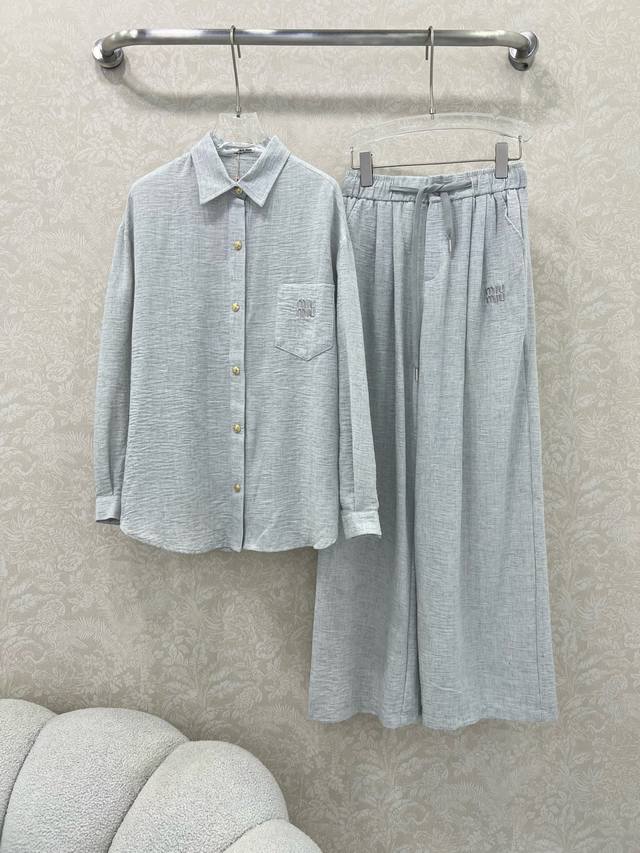 Chan*L 25 new suits with loose fit, shirts and wide-leg pants that are easy to w