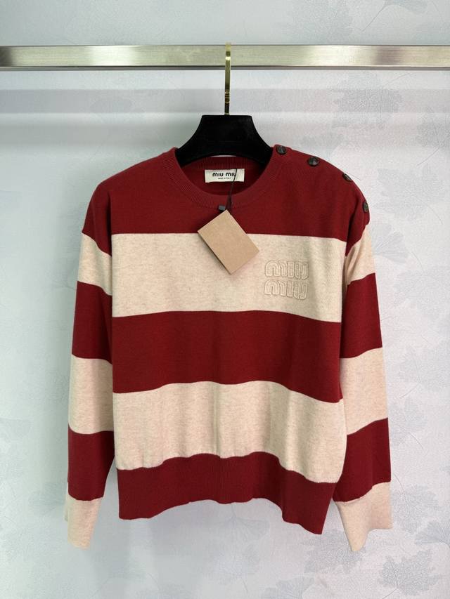 Miu*25 new striped knitted long sleeves in red with off-white stripes, with bran