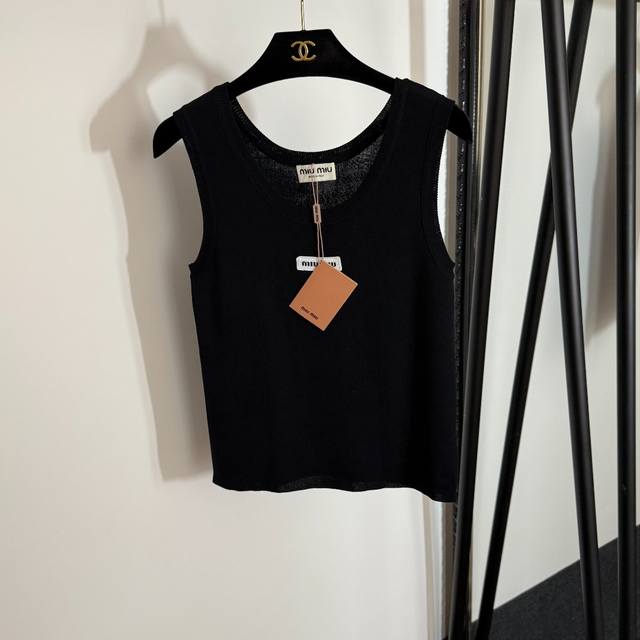 Style No. 20253894 Miumi* new collar logo letter patch slim fit knitted vest, wh