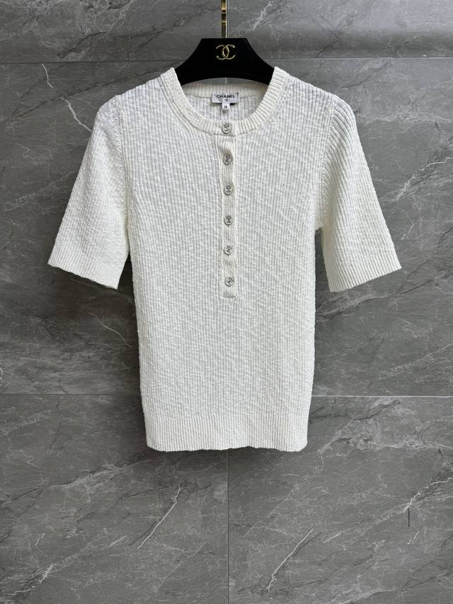 High version is out Xiangjia button knitted short sleeve 2025 beach series round