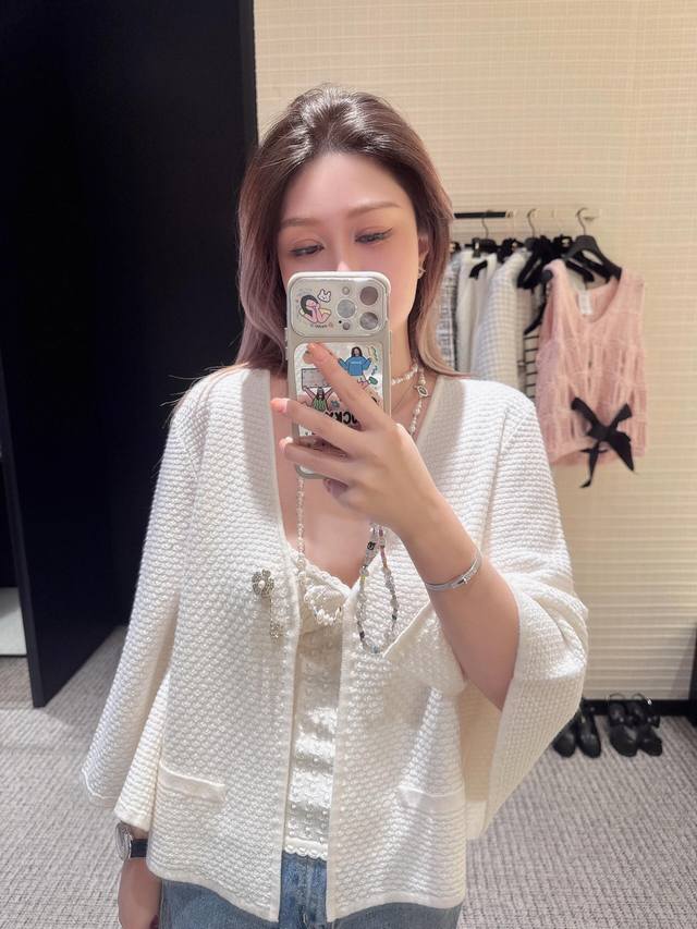 Chane* 25P Early Spring New Embossed Knitted Hook-button Cardigan | Exclusive Yb