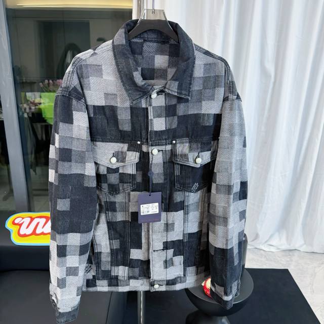 Jacket model number: D220 Louis Vuitton & Louis Vuitton 24Ss Pharrell Williams X