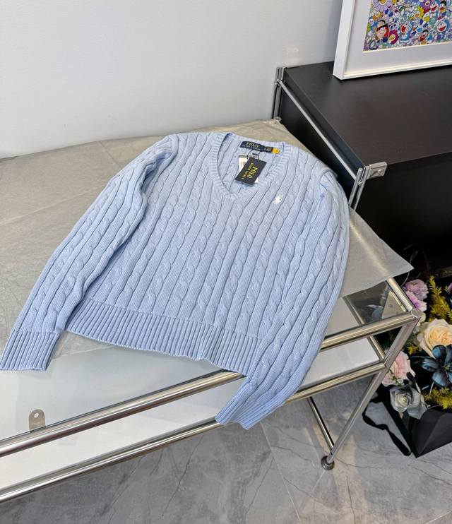 Style number: L04 Sky blue Ralph Lauren Rl classic war horse Logo embroidered on