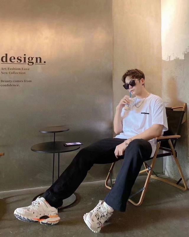 Style A279# Balenciaga Paris Balenciaga couple short-sleeved shirt Popular on Xi