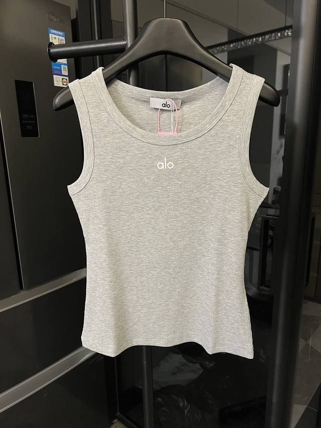 The next day Alo Yoga 25Ss high-cut plain sleeveless women's four-color vest gra