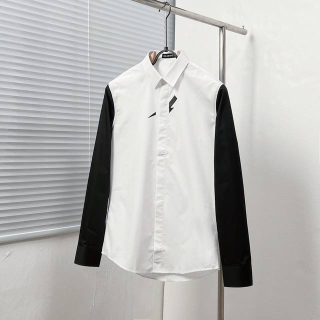 Neil Barre* Niobe Knight black and white placket lightning print shirt Size: M-3