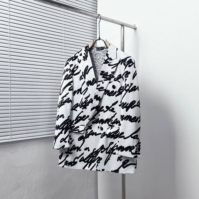 Balmai* Balmai full-face graffiti suit Size: 48.50.52.54.56.58