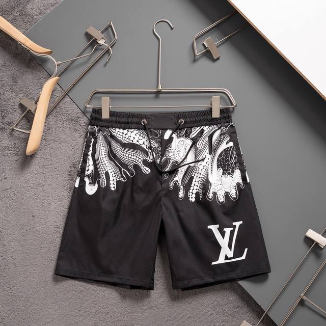 Louis Vuitton's new summer beach pants Lv classic print quick-drying shorts, the