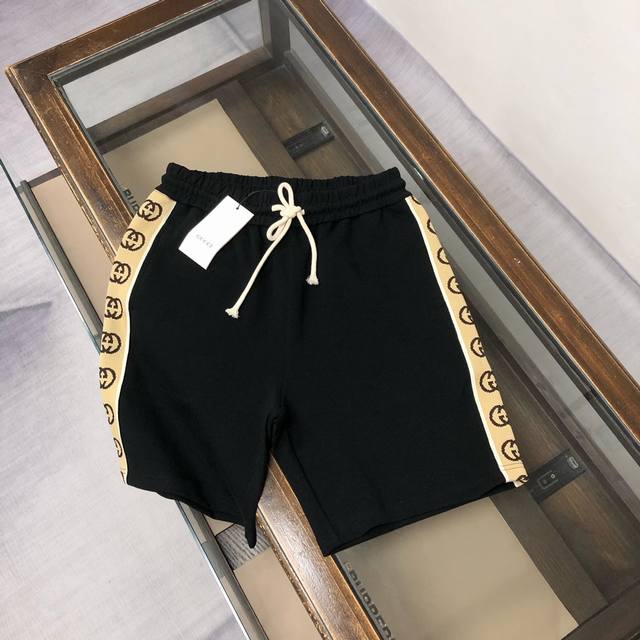 Gucci 2025 master-level design classic iconic Logo shorts! Double G jacquard web