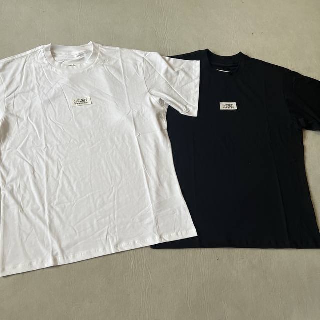 Mm6 Margiela label round neck short sleeves