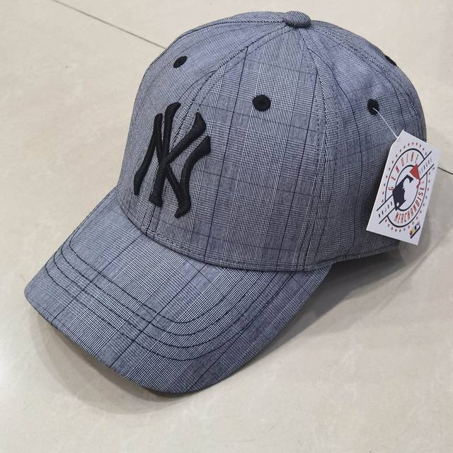 Classic Ny baseball cap for men and women couples, fashionable and casual, outd