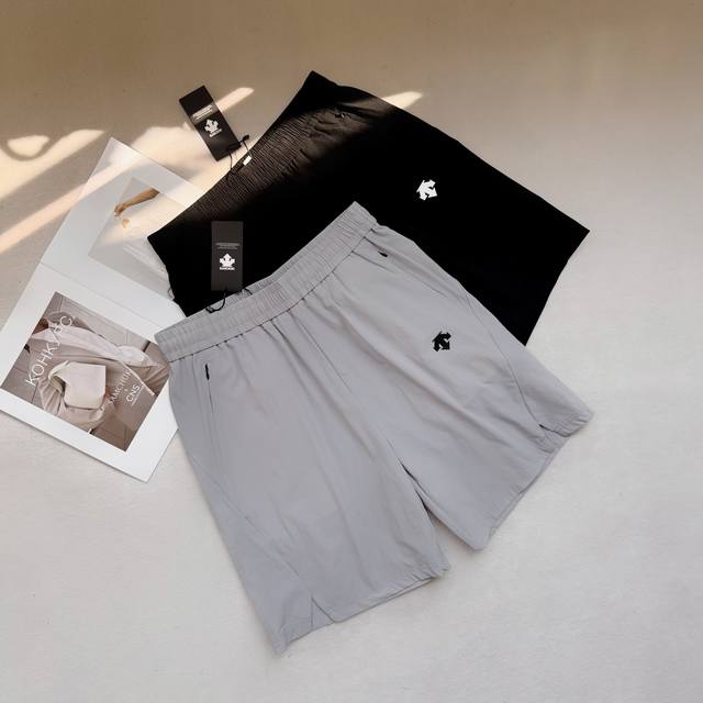 Descente summer new cabinets on sale 25 summer new lightweight quick-drying men'