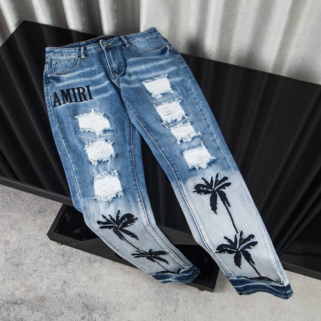 Style number: G2725 Amiri new washed distressed letter embroidery high street s
