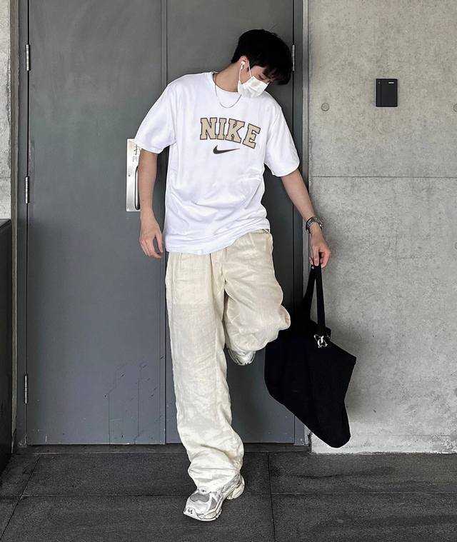 New arrival! Elements collide, unique mood! New summer Nike short-sleeved T-shi