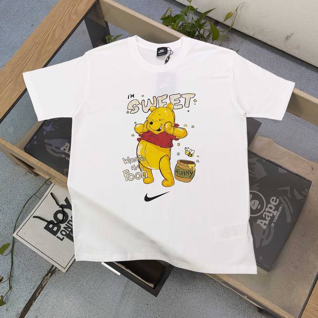 Style number: Tx358 2025 new Nike Disney Winnie the Pooh hook letter pattern Lo