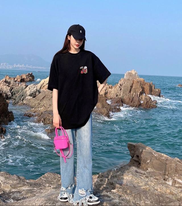 New arrival! Elements collide, unique mood! New summer Nike short-sleeved T-shi