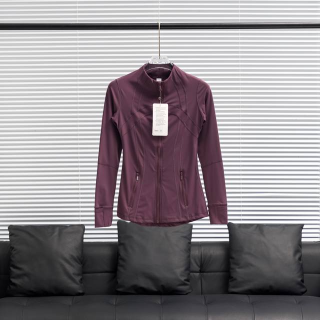 Factory P direct supply LululemonحLululemon Define stand collar solid color yoga