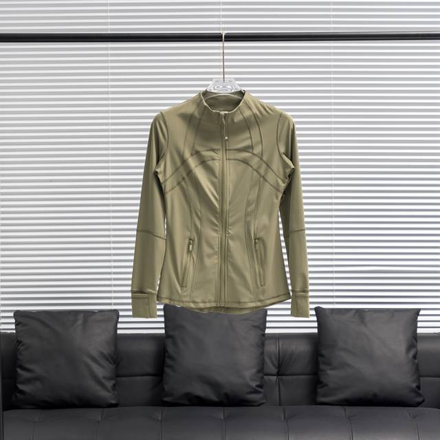 Factory P direct supply LululemonحLululemon Define stand collar solid color yoga