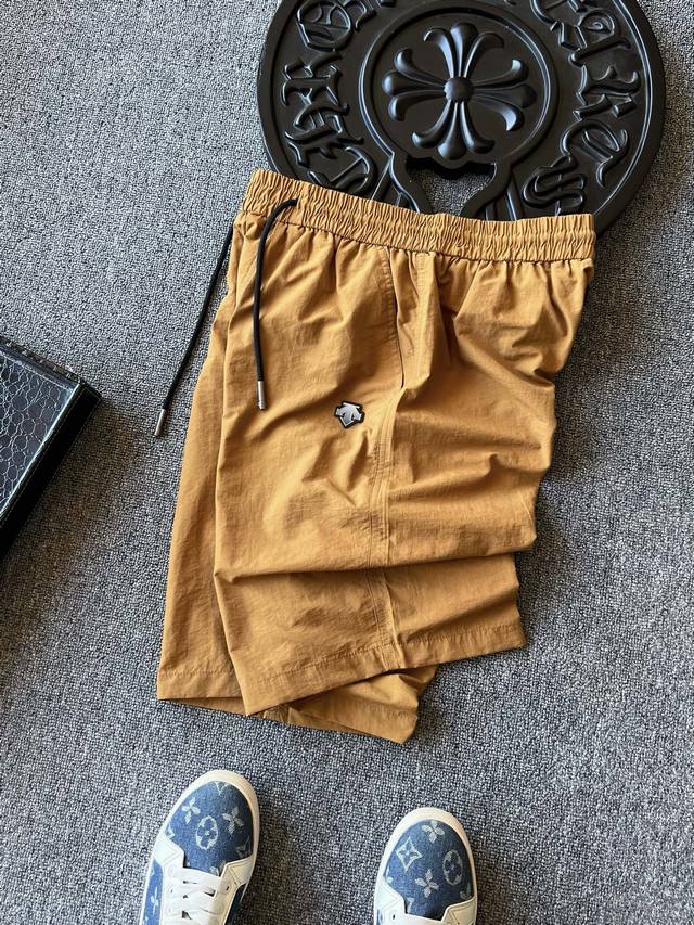 Ice oxygen new shorts! Popular hit! Descente counter new ice oxygen cotton shor