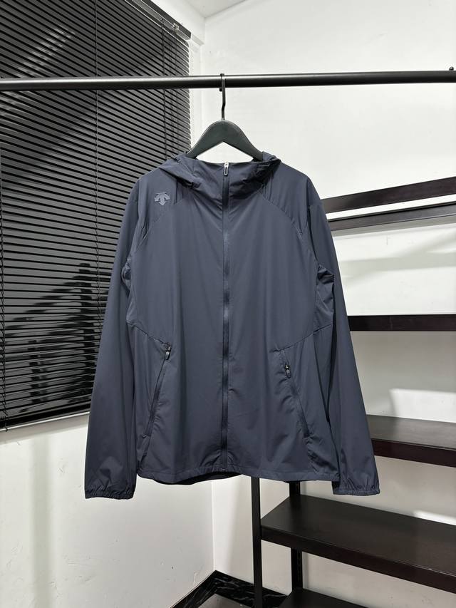 Summer sun protection clothing! Descente men's woven breathable thin sports hood