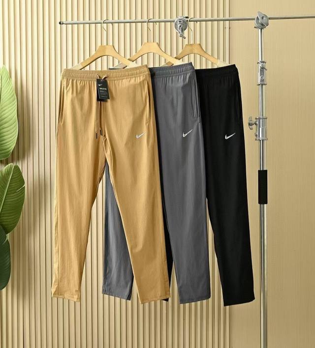 New, thin and breathable, summer essentials hook Nike Nk men's summer thin patc