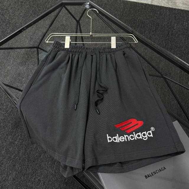High quality Balenciga Fabric is made of 400g thick cotton terry fabric, the up