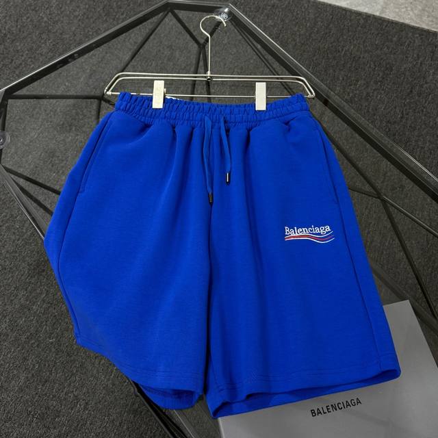 High quality Balenciga Fabric is made of 400g thick cotton terry fabric, the up