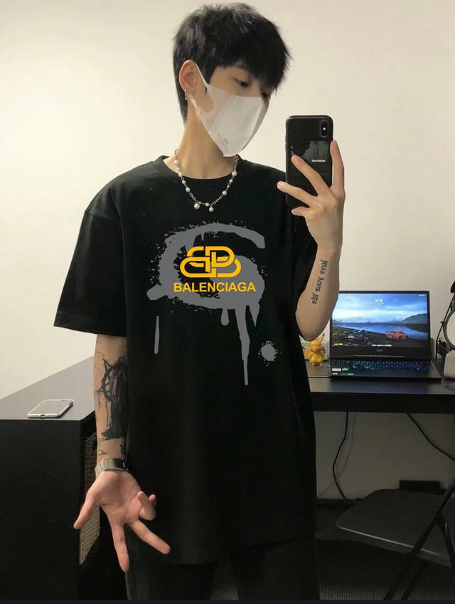 Balenciaga Balenciaga ink-splashed gold label large lock round neck short-sleeve