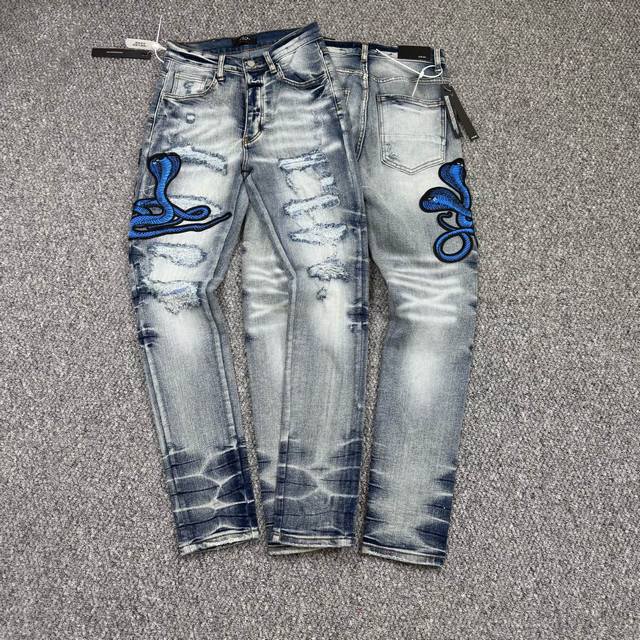 Style number: H872 Amiri & Amiri new jeans Linhchuan embroidered logo washed ho