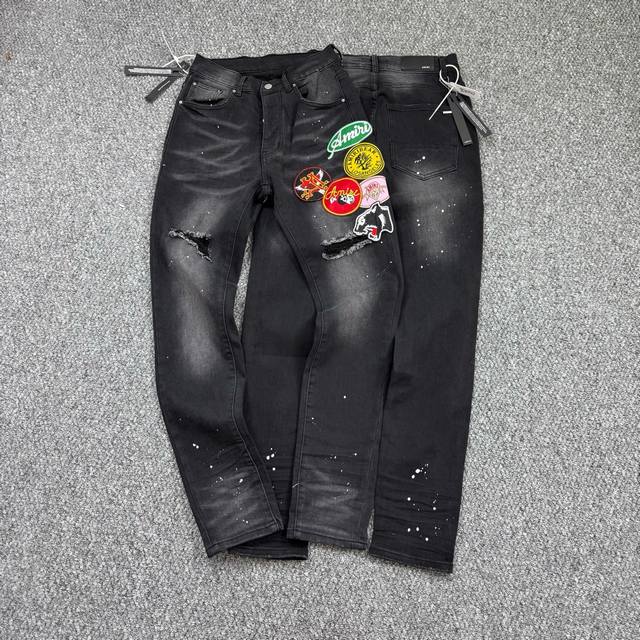 Style number: H871 Amiri & Amiri new jeans embroidered logo washed hole pattern