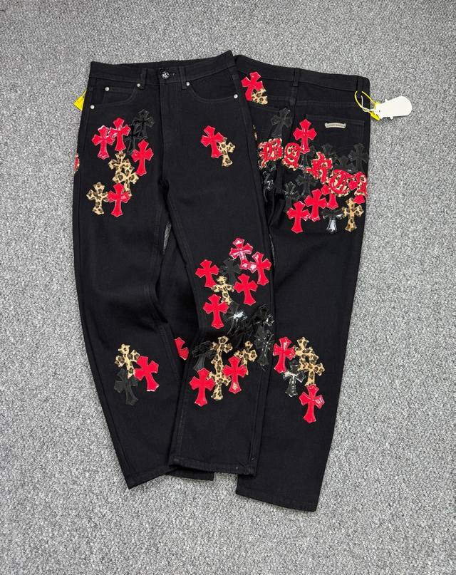 Style number: H836 Chromehearts & Chrome Hearts patent leather stitching red cr