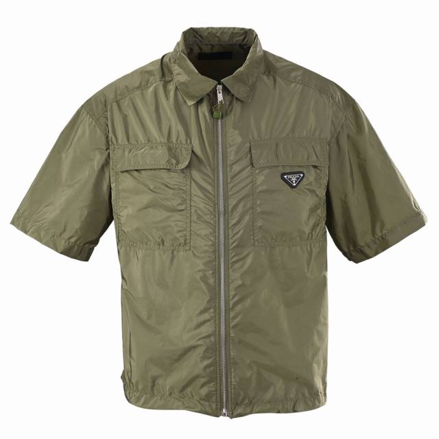 Prada Prada Prd Minimalist double pocket short-sleeved shirt The fabric is made