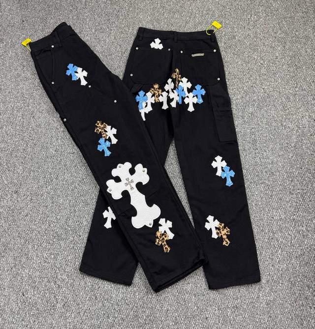 Style number: H860 Chrome Hearts F&F Friends and family limited 1Of1 Carhartt b