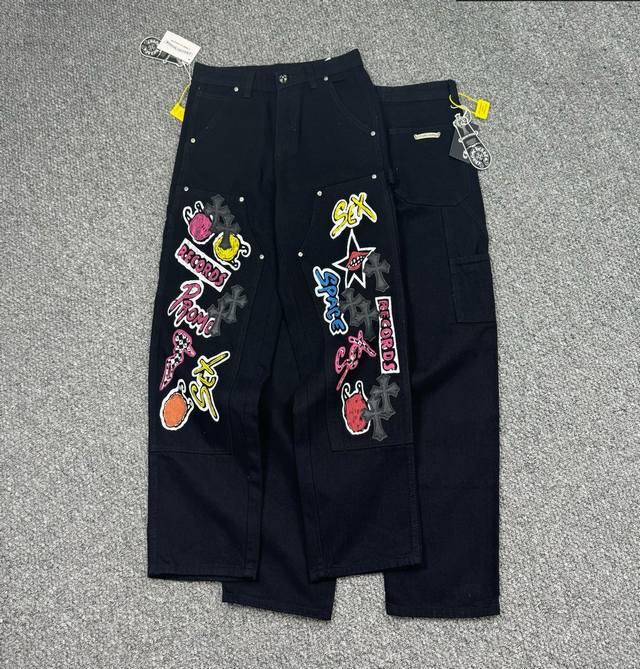 Style number: H822 Chrome Heart & Chromehearts black multi-element graffiti work