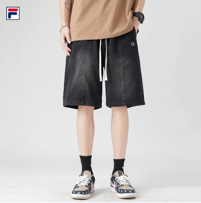 New Fila new washed ripped cotton casual denim shorts Made of denim cotton fabr