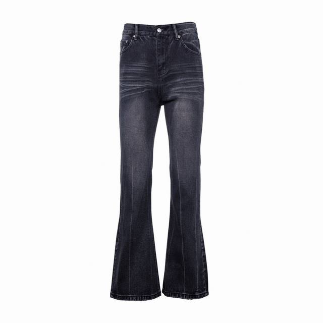 Balenciaga Balenciaga's latest flared jeans This fashionable and classic pair of