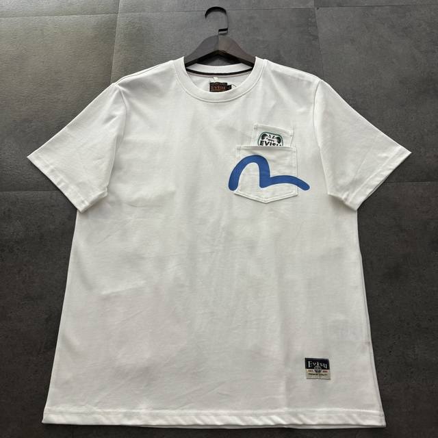Evisu 2025 new multi-pocket printed logo short-sleeved T-shirt This short-sleeve